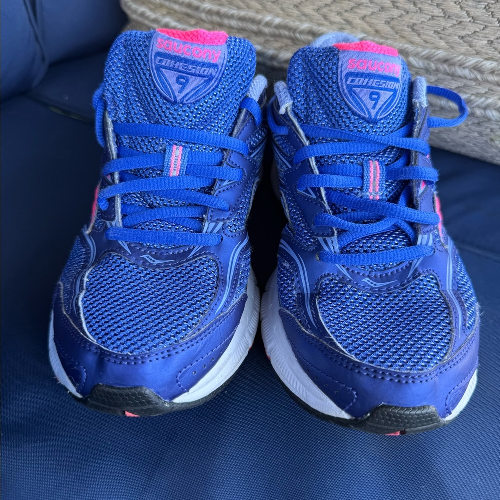 Saucony Pink and Blue Women's Sneakers - Picture 2 of 4